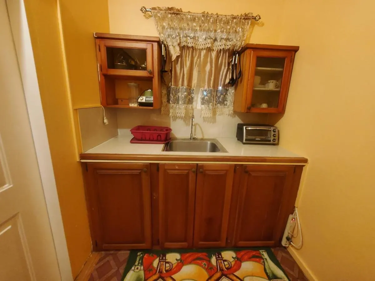 Penzion K&L Private Room Suites Arima